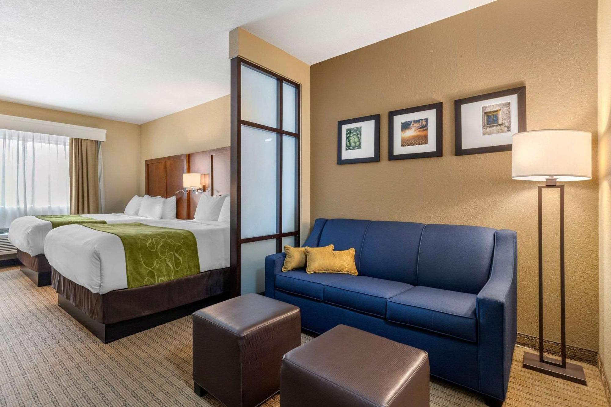 Comfort Suites San Antonio Airport North Exterior photo
